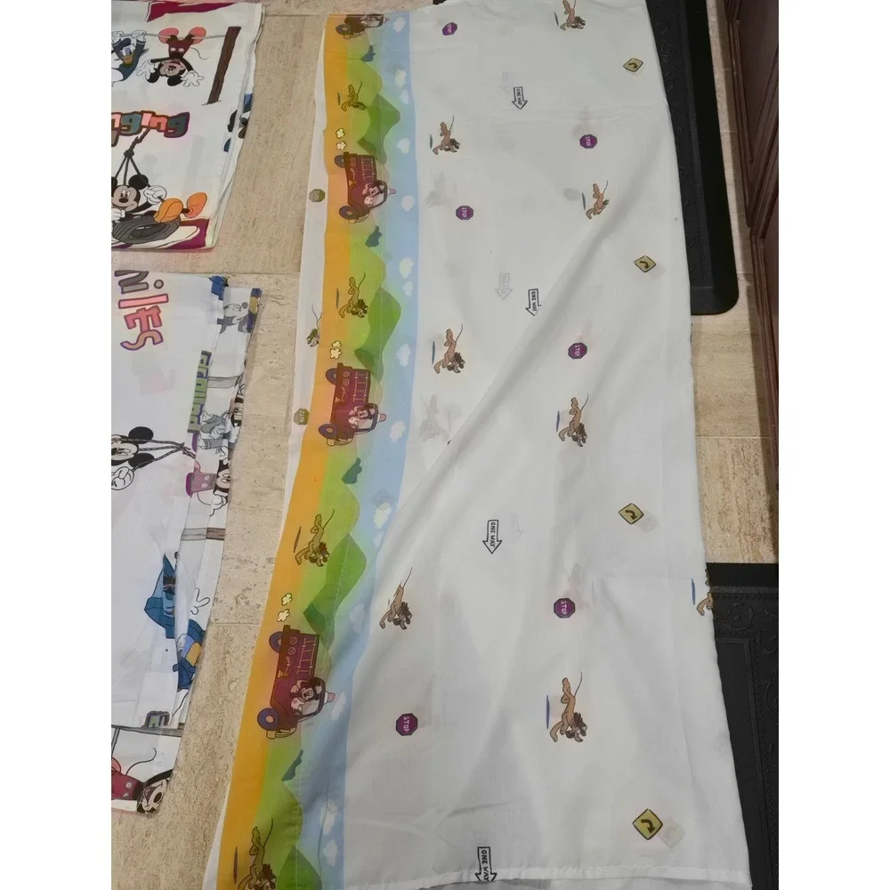 7 pc Set Disney Mickey Mouse Clubhouse Hanging Around Fitted Flat Pillowcases‎